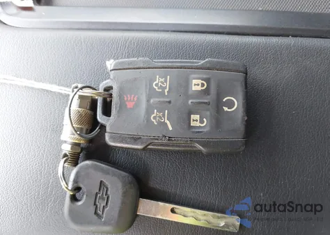 2016 Chevrolet Suburban Lt z USA, uszkodzony, nr VIN 1GNSKHKC3GR393935